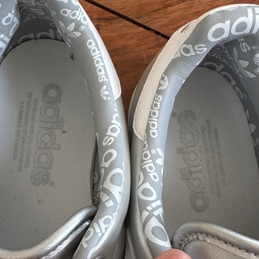 Stan Smith Adidas  Silver Sneakers men 9.5 - Picture 9 of 12